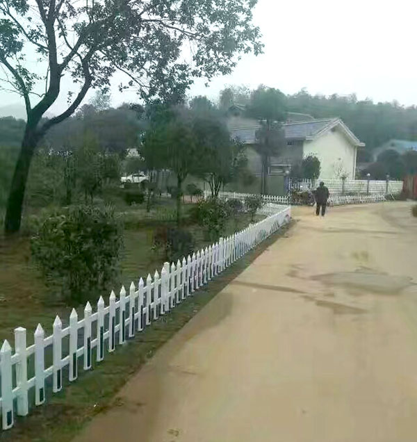 PVC護欄圍欄