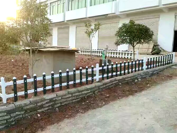 PVC護欄