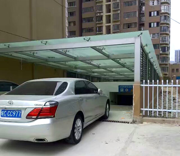 車庫雨棚